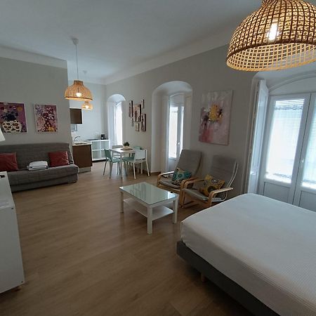 Apartamentos Turisticos Casa De Los Balcones Chipiona Dış mekan fotoğraf