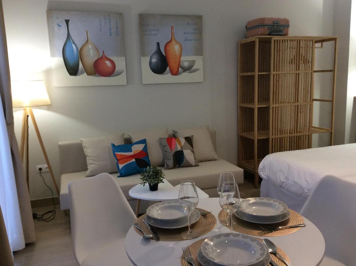 Apartamentos Turisticos Casa De Los Balcones Chipiona Dış mekan fotoğraf